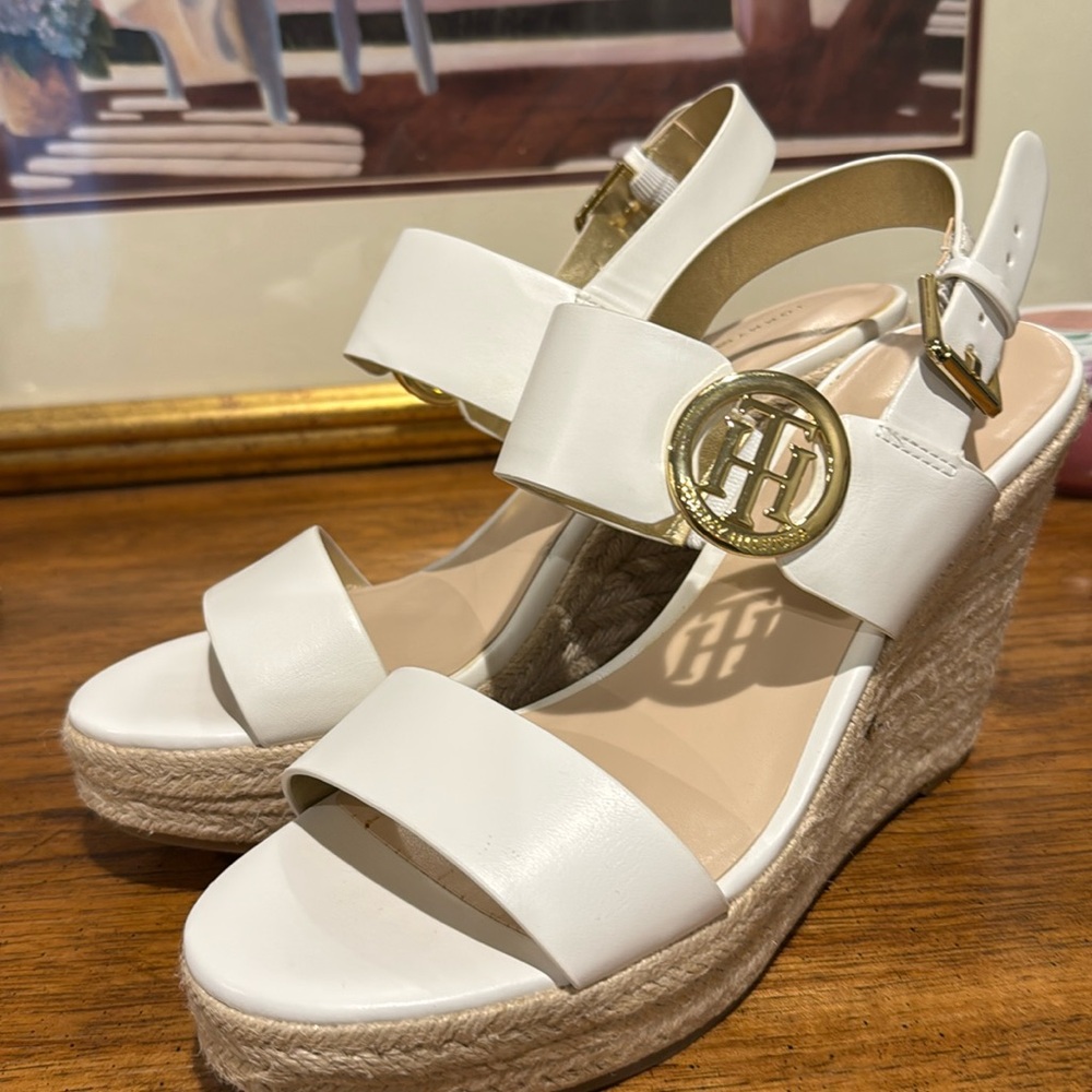 NWOT Tommy Hilfiger wedge heel